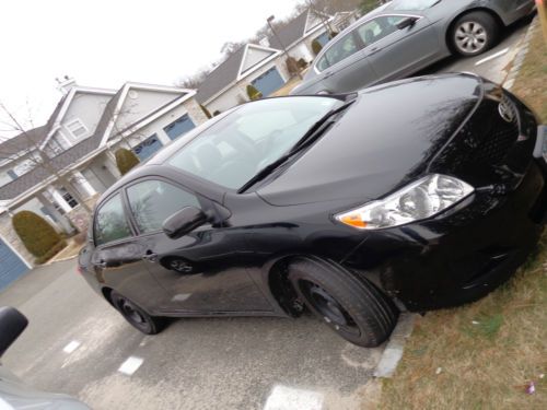 2010 toyota corolla le automatic sunroof low miles -  work with buyer ;)