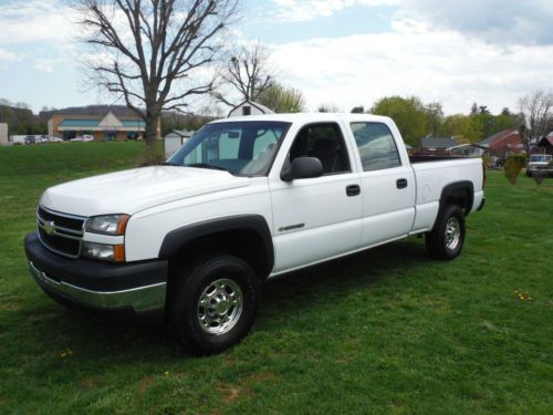 2007 chev hd2500 crewcab 6pass shortbed 1 owner 4x2 great tow vehicle