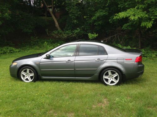 2005 acura tl base leather sunroof heated seats very good condition low reserve