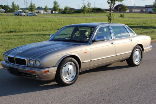 1997 jaguar xj6 sedan in excellent condition with only 57,200 miles