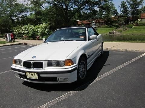 Beautiful white 1996 bmw 328i convertible in immaculate condition e36 e30