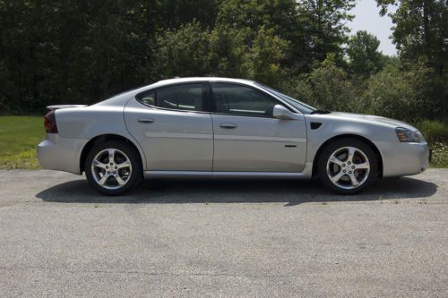 &#034;no reserve&#034; grand prix gxp v8 extremely clean!! clean carfax!!