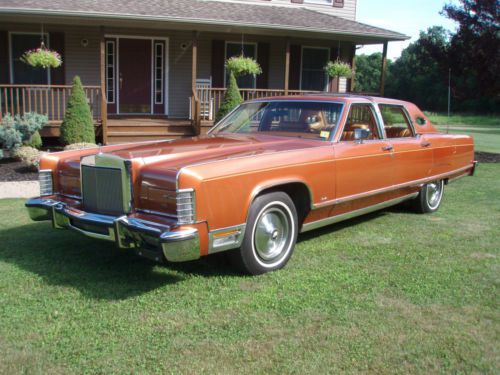 1977 lincoln continental, 15,500 orig miles 100% orig, solid, rust free exc cond