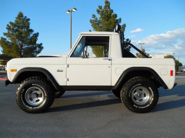Ford bronco early classic bronco