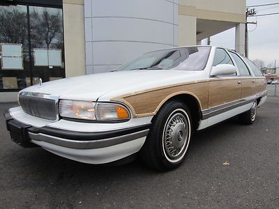 1996 buick roadmaster estate wagon collectors edition v8 3rd row clean noreserve