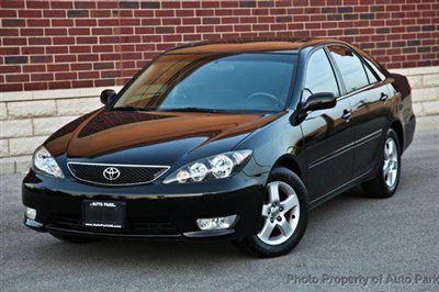 2005 toyota camry se ~!~ cd player ~!~ sunroof ~!~ extra clean ~!~ wow ~!~