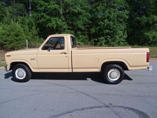 1982 ford f-100 4.9l only 40,000 original miles