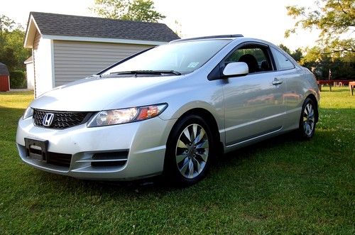 One owner 2009 honda civic ex-l  2 dr coupe, clean car fax, $ cyl, auto trans,cd