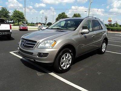 2007 mercedes ml350 navigation, back up camera, all service records! mint cond!