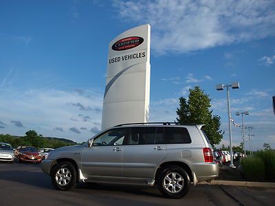Tan highlander 2002 4x4 3rd row seat one owner suv v6 limited leather roof 3.0