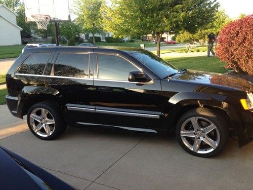 2007 jeep grand cherokee srt8 sport utility 4-door 6.1l