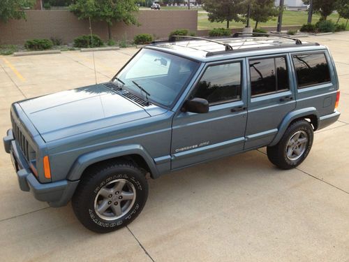 Sell used 1998 Jeep Cherokee Classic 4DOOR,4.0L, 4x4 ... Sell used 1998 Jeep Cherokee Classic 4DOOR,4.0L, 4x4 ...