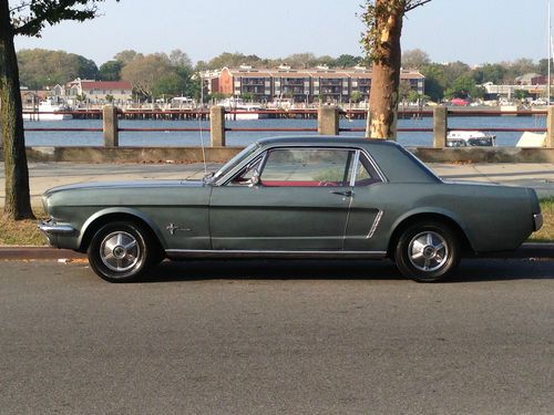 1965 ford mustang coupe 3.3l