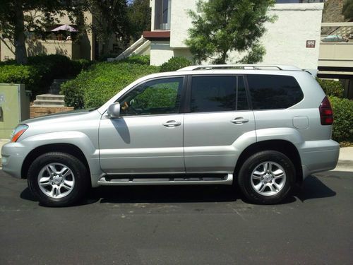 2004 lexus gx470 fully loaded 2nd owner meticulously maintained