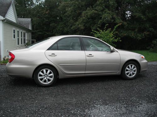 Sell used 2002 Toyota Camry XLE V6 No reserve in Bruceton ...