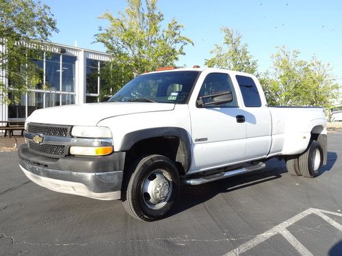 One owner 2001 chevrolet silverado 3500 ext cab dually  2wd runs great