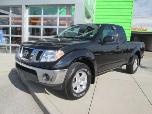 Nissan frontier one owner black 4x4 new tires extra king cab loaded truck