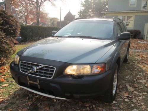 2001 volvo v70 x/c wagon awd hi-miles, but &gt; l@@k... i bet you buy this car save