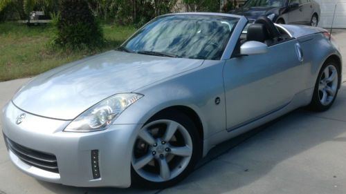 2008 nissan 350z convertible automatic fully loaded 41,000 miles