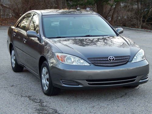 2004 camry le 5 speed 83k serviced &amp; clean runs great no.reserve