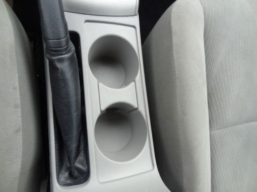 LE 1.8L CD Vehicle Anti-Theft System Auxiliary Pwr Outlet MP3 Player Cloth Seats, image 21