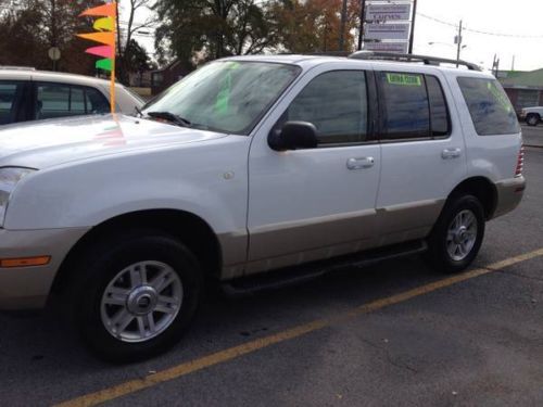 2004 suv leather.loaded tow package