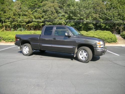 2004 gmc sierra 1500 4x4, z71 and towing packages, only 46k miles, one owner