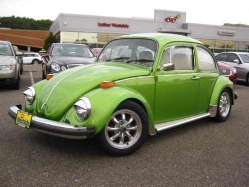 Wow! ultra cool lowered beetle! super clean, runs and drives great!