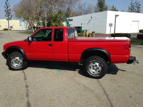 2000 chevy s10 zr2 4x4 extended cab pickup