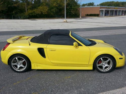 2001 Toyota MR2 Spyder Body Kit Leather Lowered New Top lots of upgrades, U...