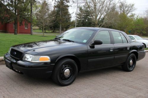 2010 ford crown victoria special order 36k miles 1-owner like p71 no reserve