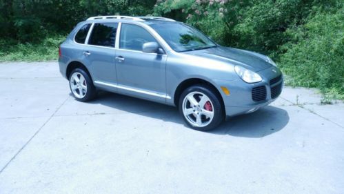 2006 porsche cayenne turbo s **** fully loaded!   clean and fast  85k