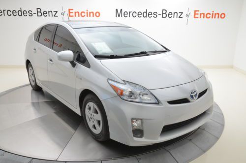 2010 toyota prius, clean carfax, nav, jbl, camera, cooling roof, leather, nice!
