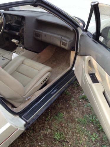 Purchase used 1990 Cadillac Allante Pininfarina Hard Top ...