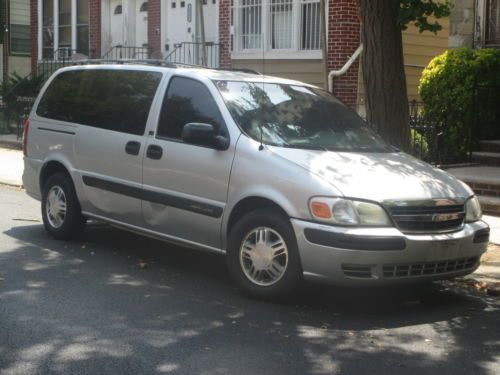 Clean title &amp; carfax 102k miles good run &amp; drive ext. minivan 3.4l v6 low priced