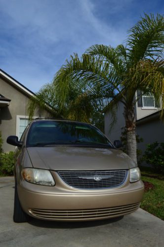 2001 GOLD CHRYSLER TOWN & COUNTRY MINIVAN - LEATHER BUCKET SEATS, CHROME WHEELS, image 2
