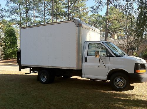 12 box truck for sale
