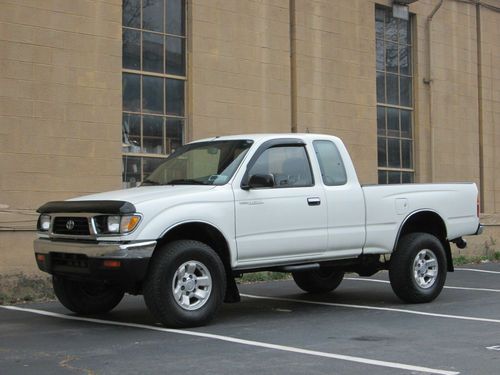 1995 toyota tacoma dlx extended cab pickup 2-door 3.4l