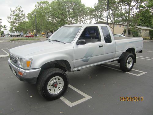 1989 toyota pick up extra cab 148,226 miles four cyclinder