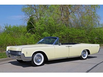 Very nicely restored 1966 lincoln continental convertible