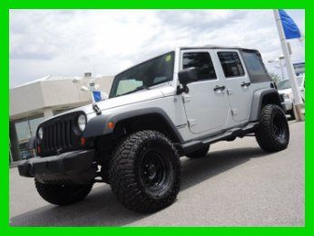 Clean! oversize tires! spacer kit! 6speed manual transmission! 4wd! &amp; more!!
