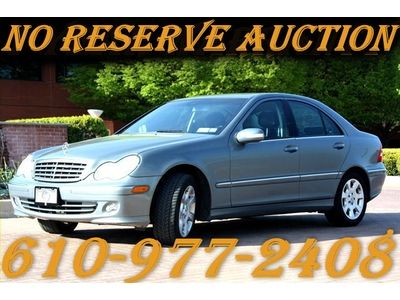 No reserve auction- 4 matic - showroom cond - 81,000 loving miles - best buy