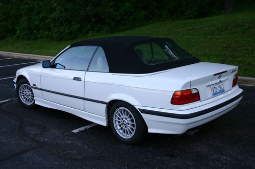 Alpine white bmw 328i convertible low miles rare removeable factory hard top