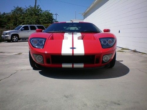 Brand new! 2005 ford gt coupe 2-door 5.4l on mso still