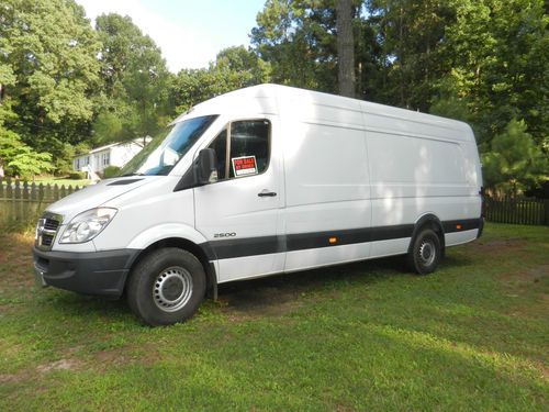 2007 dodge sprinter 2500 base standard cargo van 3-door 3.0l