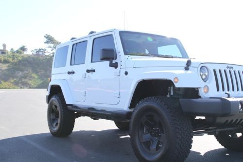 2012 jeep wrangler unlimited sahara sport utility 4-door 3.6l