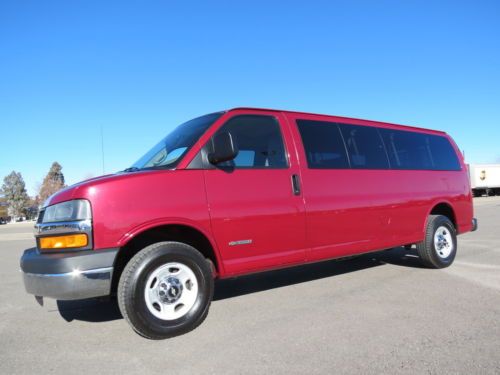 2006 chevrolet express 3500 extended mobility wheelchair van beautiful 6.0 v8