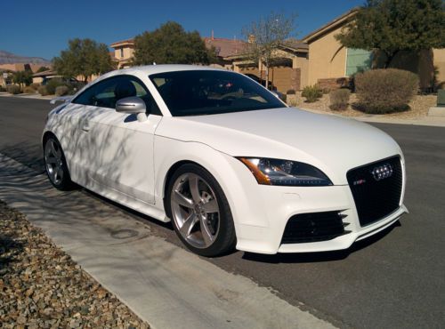 2012 audi tt rs in ibis white, low miles, tech package, heated seats