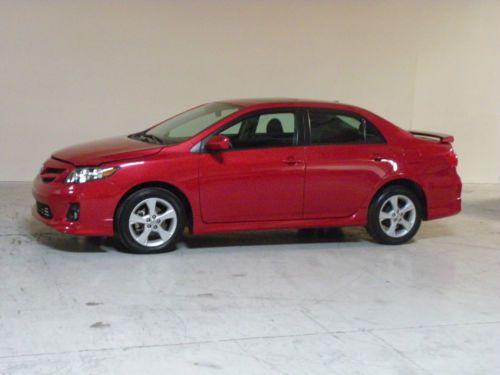 2011 toyota corolla s only 7k actual miles still in factory warranty!
