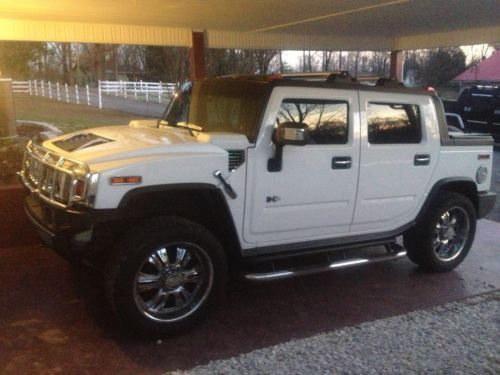 A like new 2006 hummer h2 sut with very low miles, the vehicle is loaded